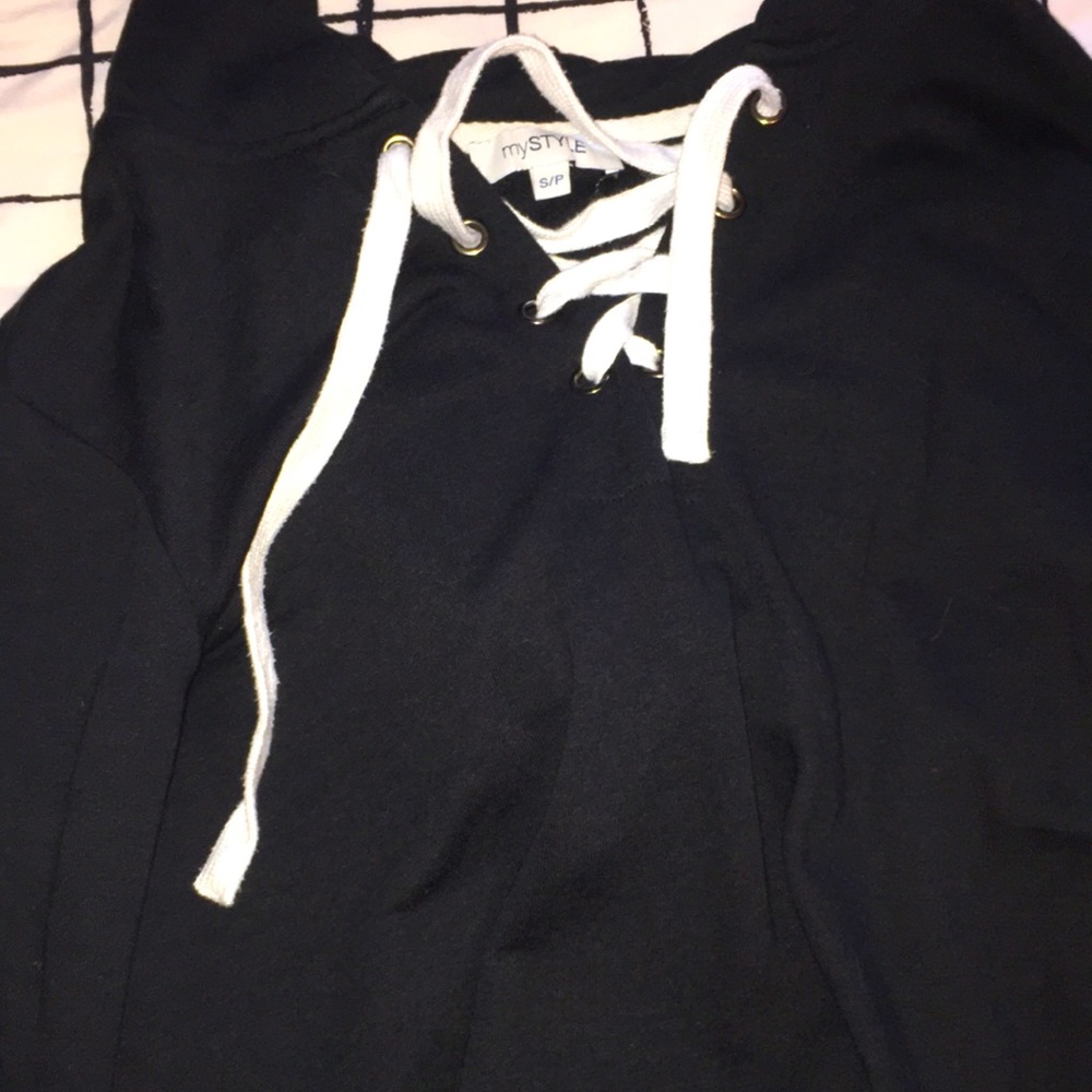 Black hoodie🖤🖤